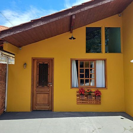 Casa 2 Quartos Бомбиняс Екстериор снимка
